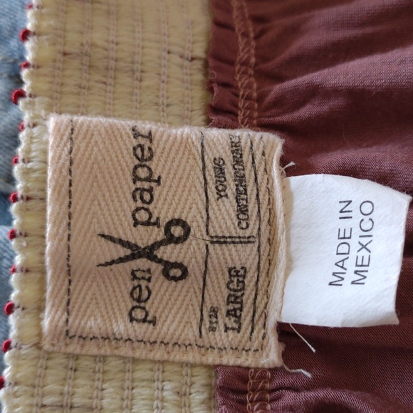 Off the shoulder dusty rose flowy shirt with zig zag embroidery on top. - Picture 6 of 6